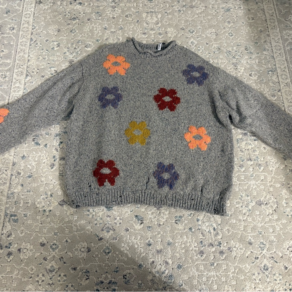 Acne Studios Gray Sweater with Colorful Flower Patterns - Picture 2 of 5